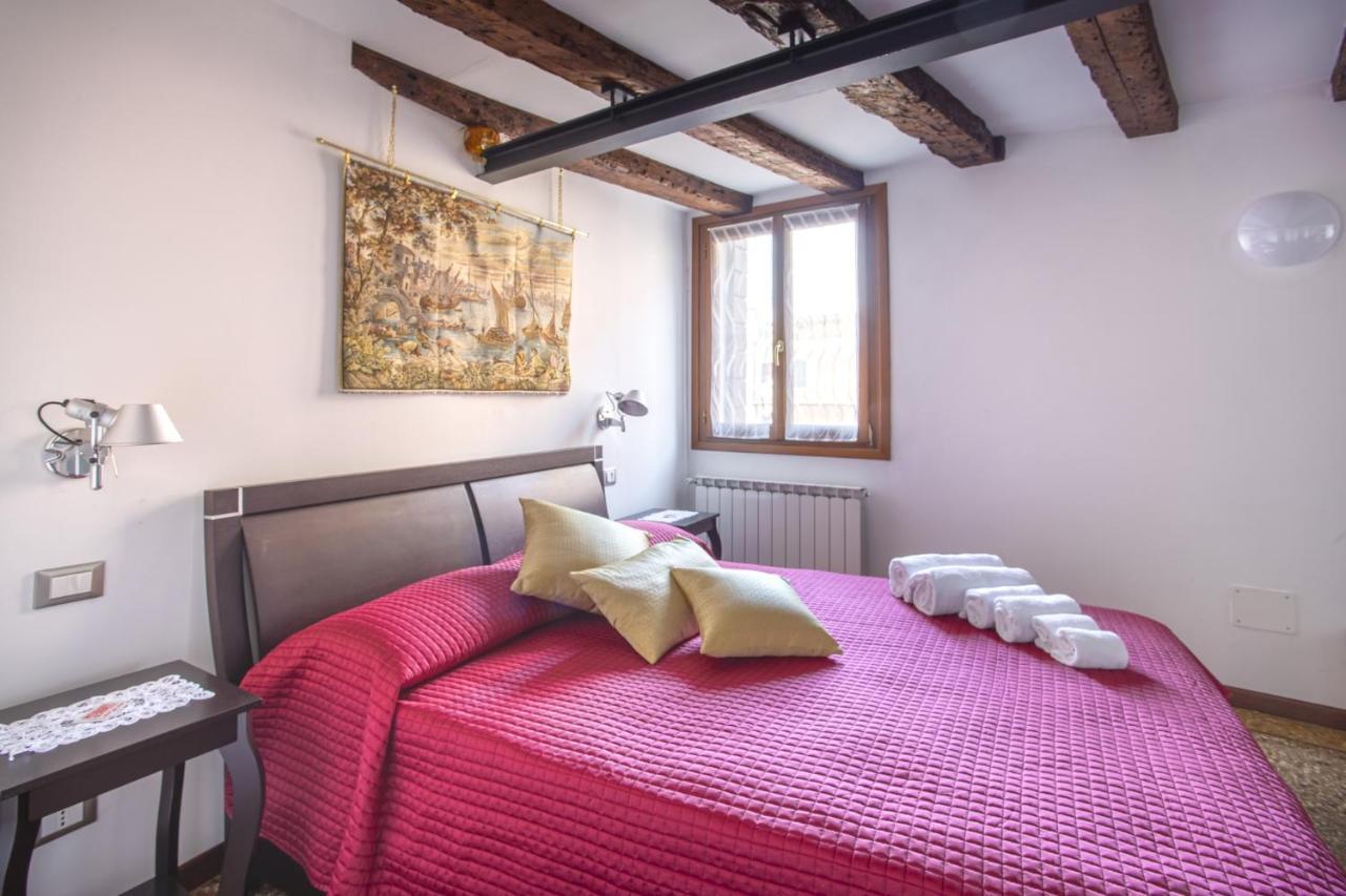 Ca Alle Guglie Apartment *
